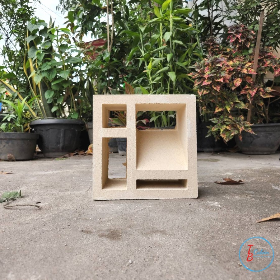 Roster Beton Minimalis / Loster Beton Lubang Angin Motif