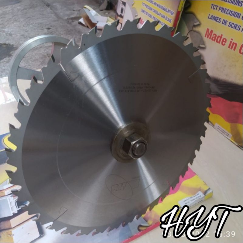 Mata gergaji circular 12 inch TCT 300 x 28 T AKM germany