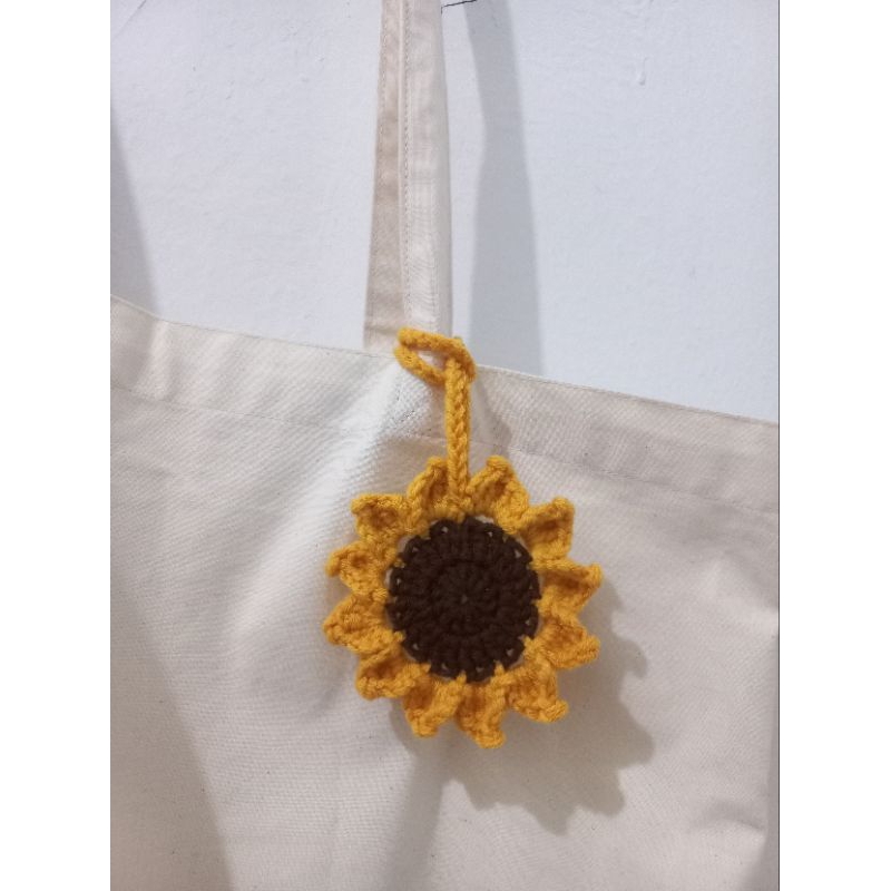 Gantungan tas / kunci rajut