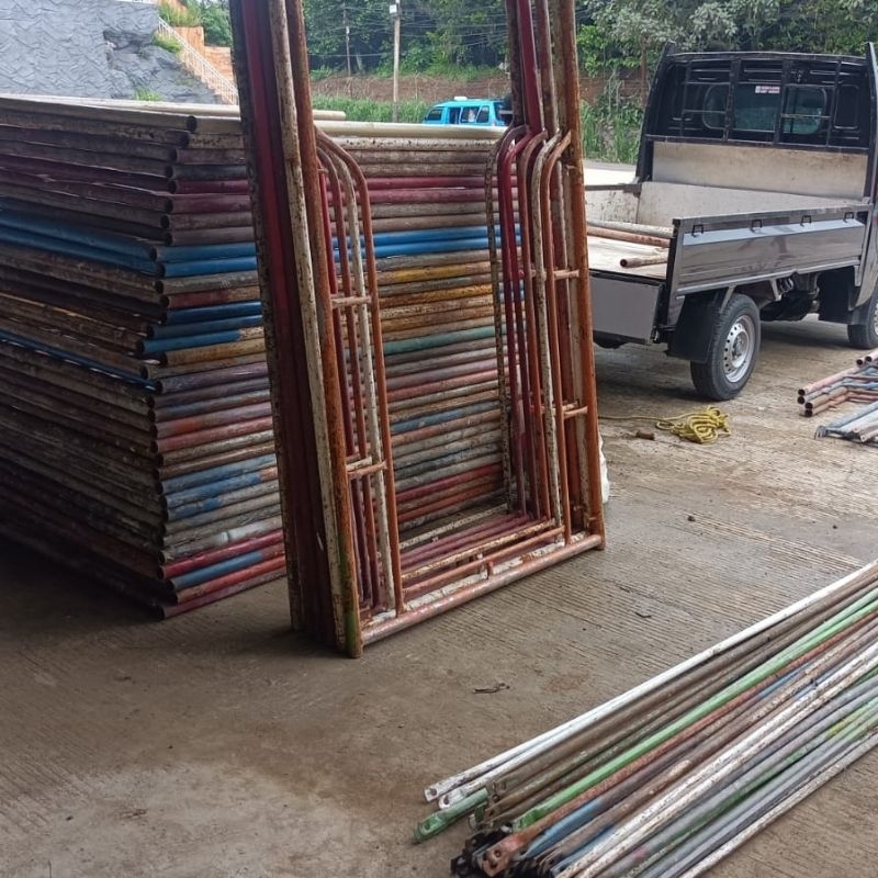 Main frame / Scaffolding