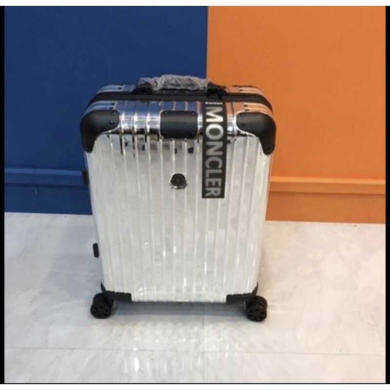 cover/sarung koper original moncler