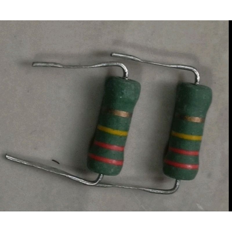 1 biji RESISTOR 330K, 3 WAT, AKANE JAPAN