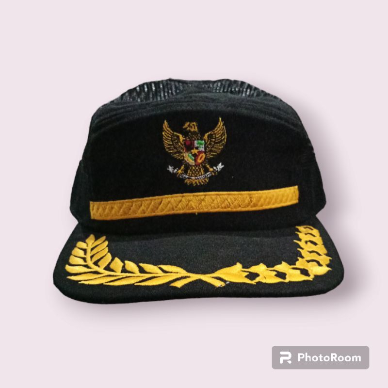 TOPI GARUDA TOPI KADES LURAH