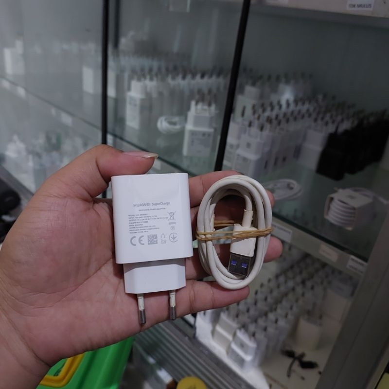 Charger Huawei Nova 5T second bekas ori copotan