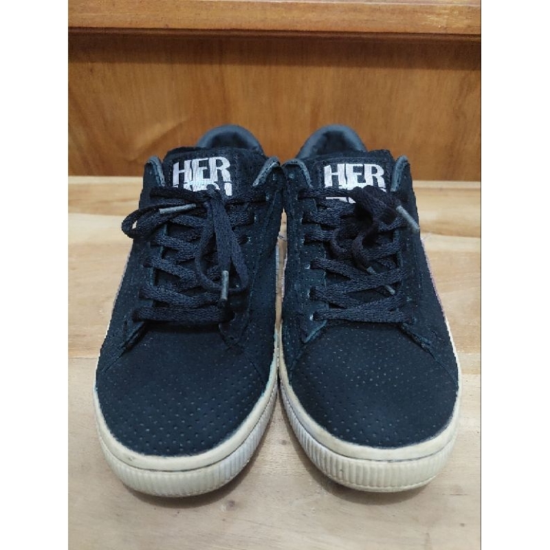 Sepatu second PUMA valentine her his size 38 (24cm)