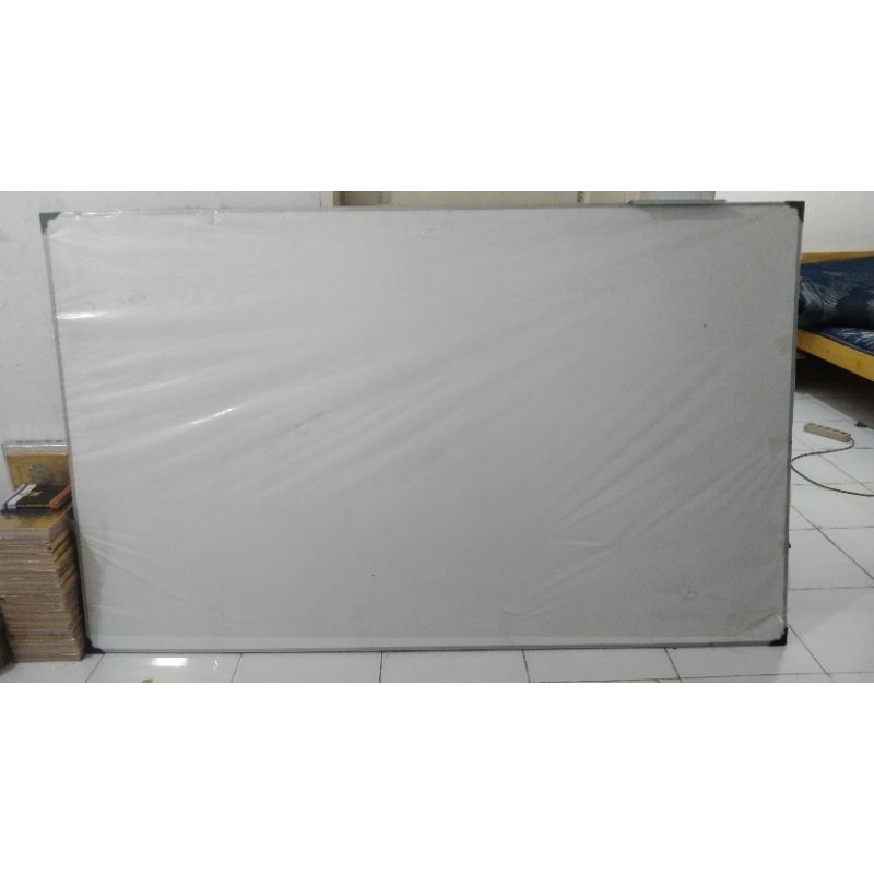 

PAPAN TULIS WHITEBOARD DINDING UK 122×200