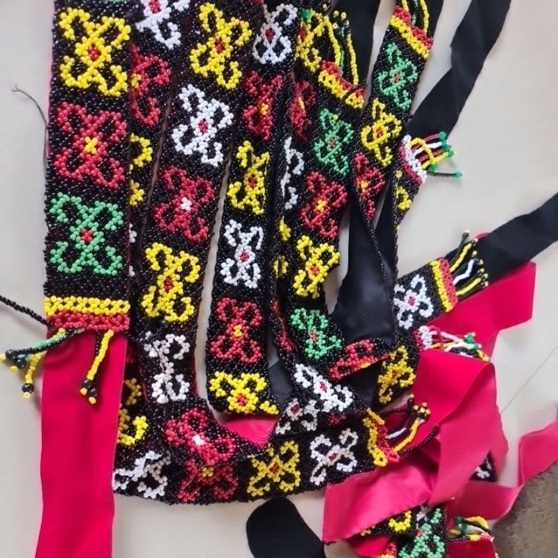 IKAT KEPALA MANIK DAYAK panjang 1 meter
