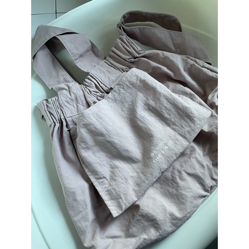 preloved beyond the vines btv dumpling bag XS blush original