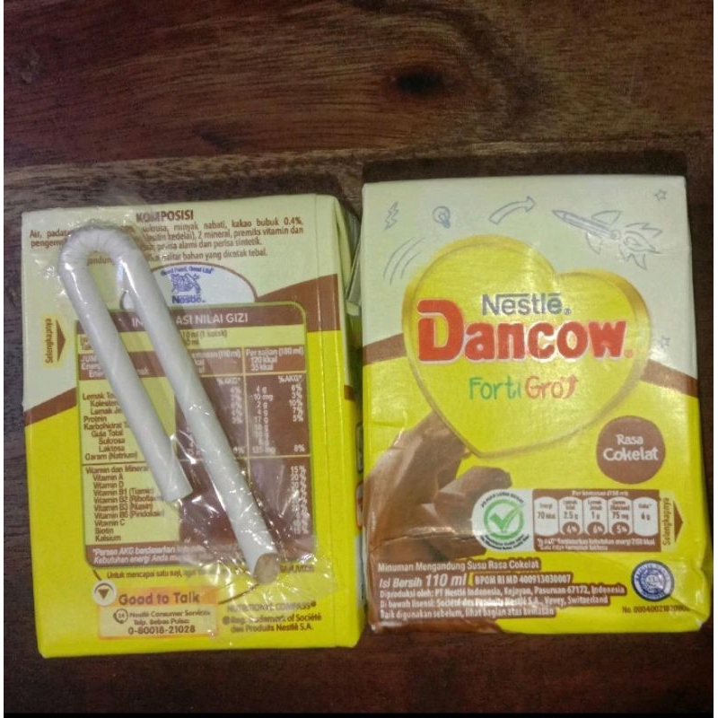 

Dancow UHT Cokelat 110Ml, Dancow UHT Stroberi 110Ml