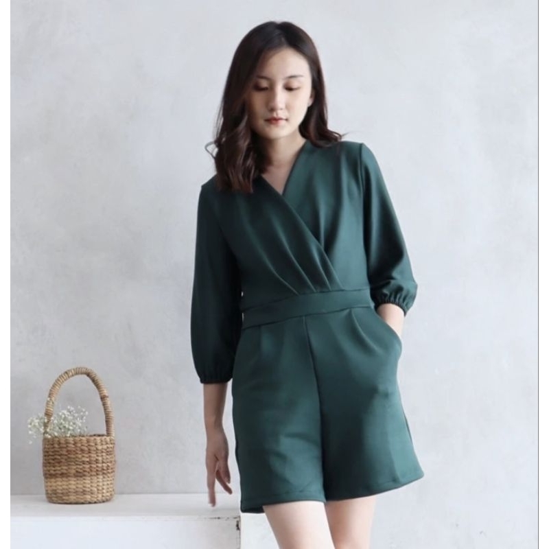 Korean Casual Jumpsuit Short Vneck Zena