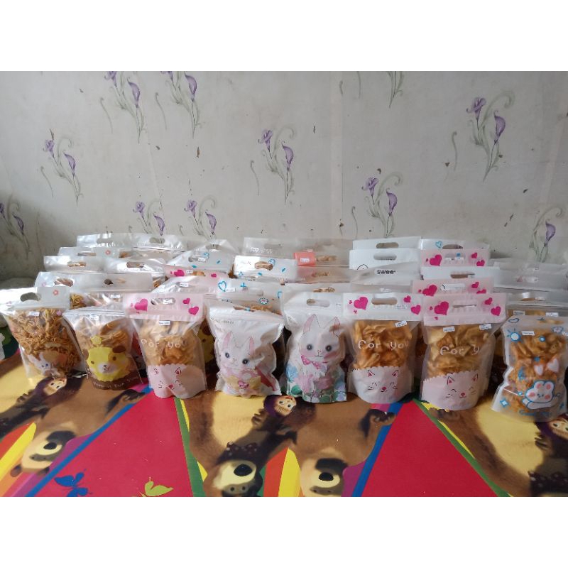 

pangsit abon 200 gram/cemilan kekinian