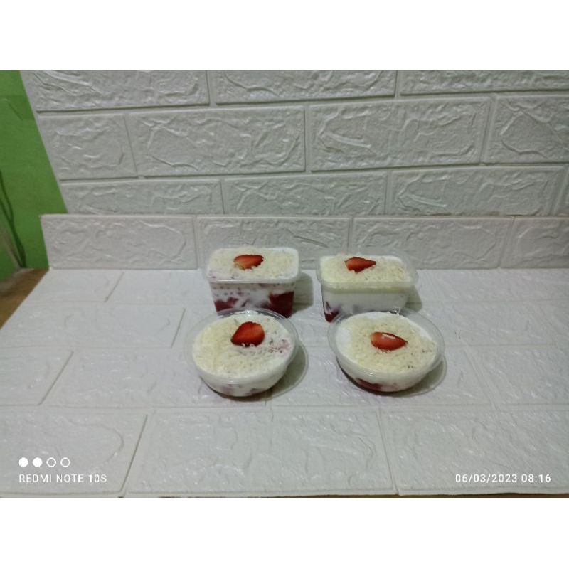 

sago strawberry
