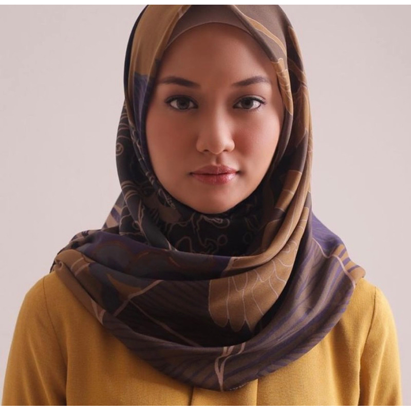 Neoma Scarf Kami Idea