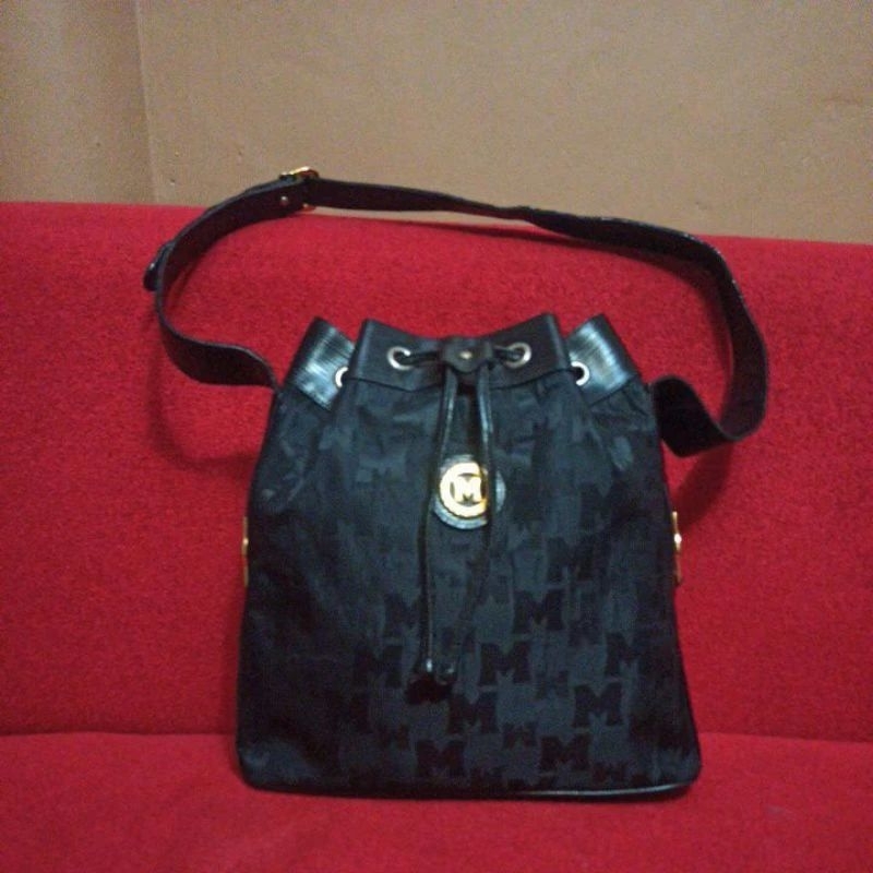 Preloved Tas serut Metrocity