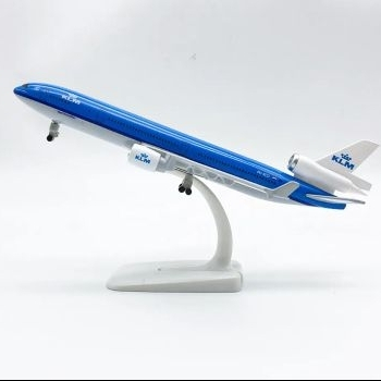 Miniatur Diecast Pesawat MD11 KLM 20Cm Ada Roda