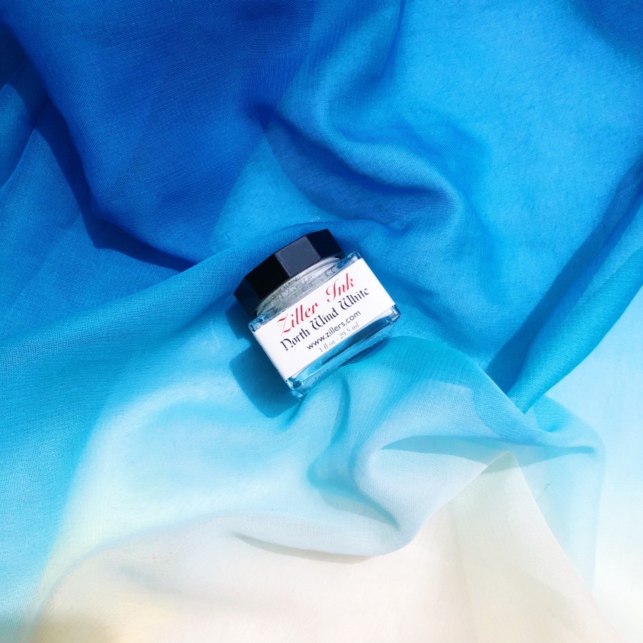 

Ziller Ink / Tinta Kaligrafi in North Wind White