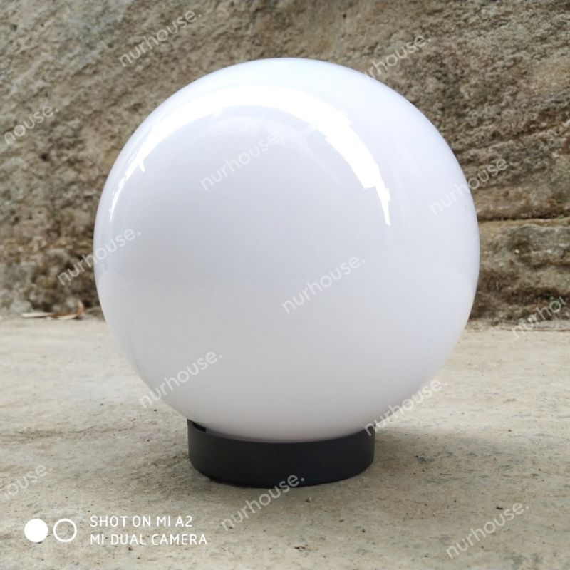 Lampu taman bulat lampu hias lampu penerangan outdoor bulat putih