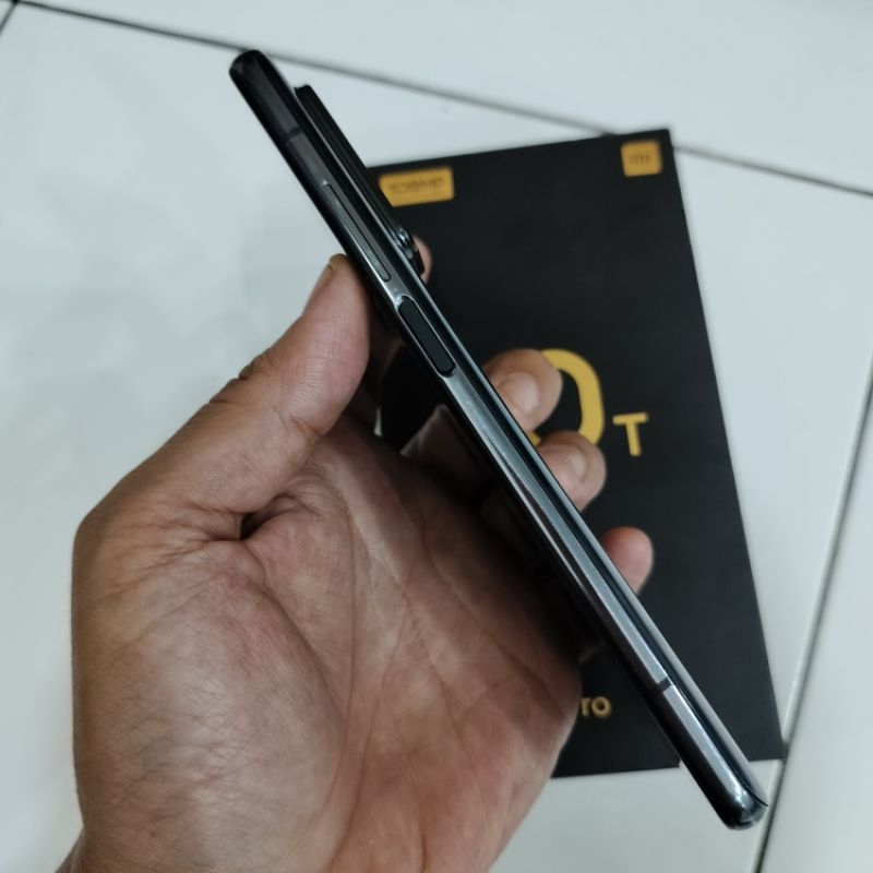 xiaomi mi 10t pro 8/128 resmi Indonesia