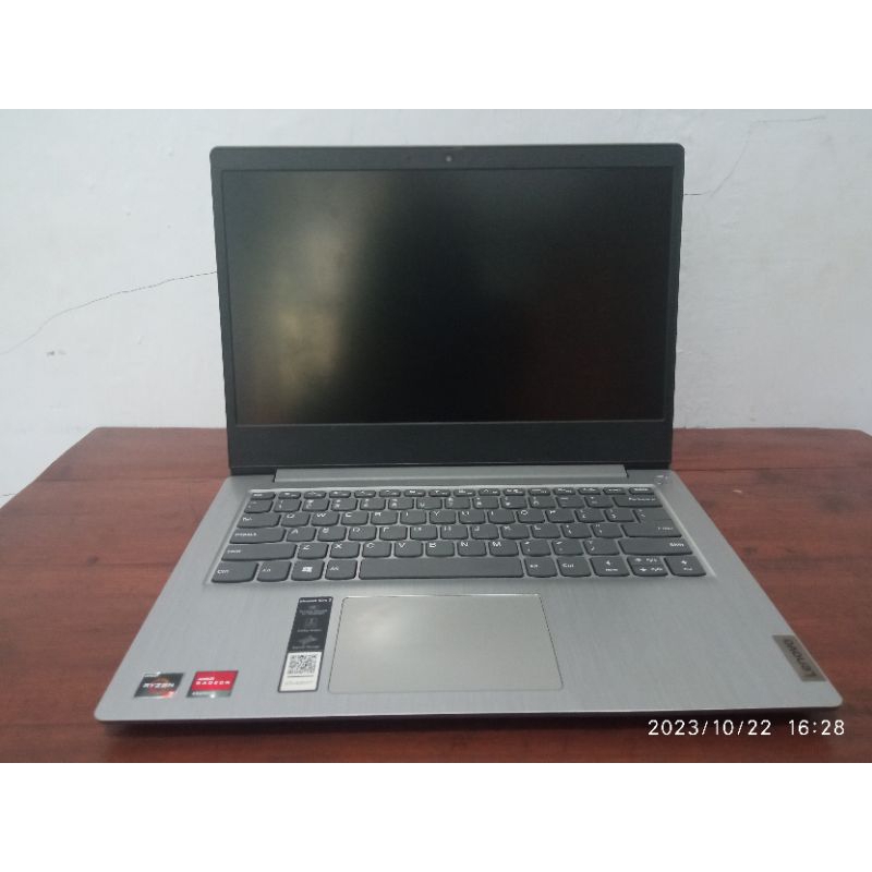 LENOVO Ideapad Slim 3 AMD Ryzen 3 3250U RAM 8 GB