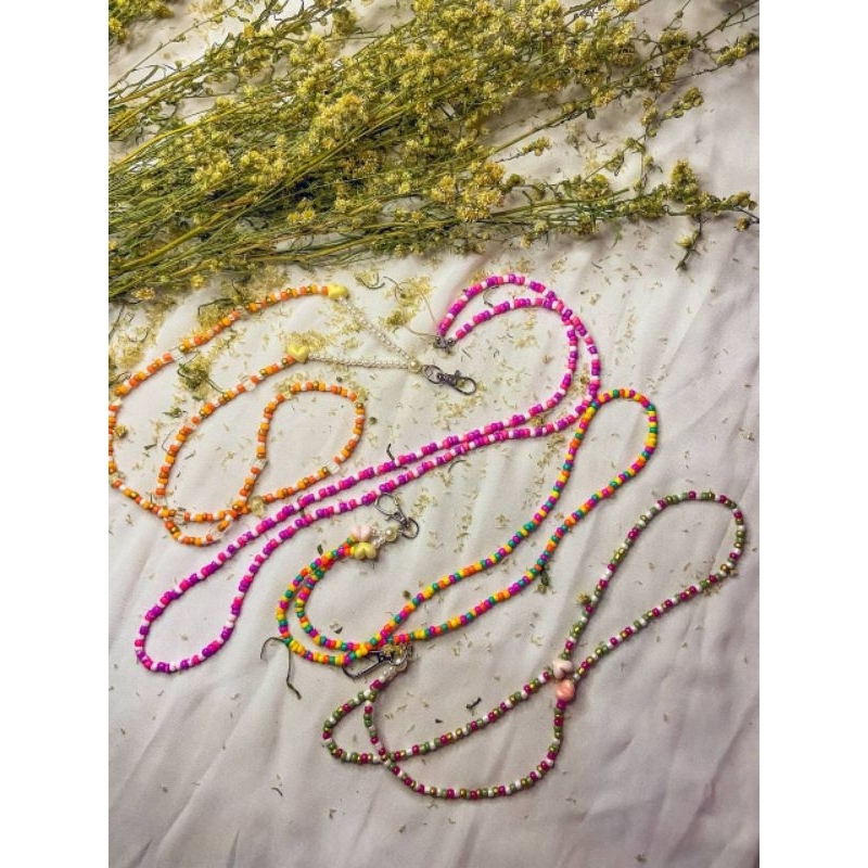 

PART II LANYARD BEADS MANIK MANIK ID CARD