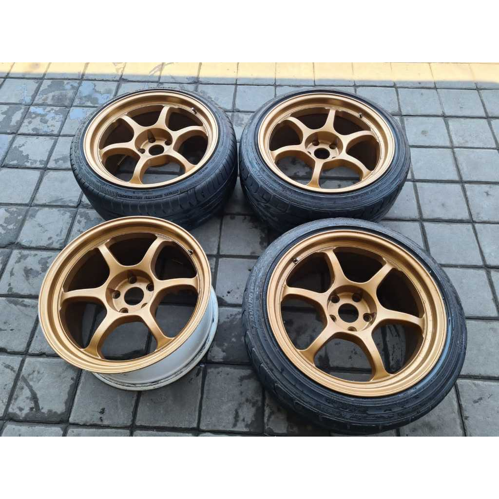 Velg Bekas Mobil Reborn Venturer R18 Lebar 9 Pcd 5x114 Et33 Advan Velg Aja Tanpa Ban