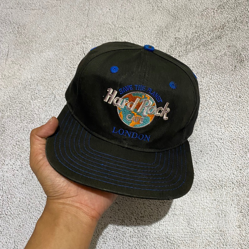 topi hardrock cafe