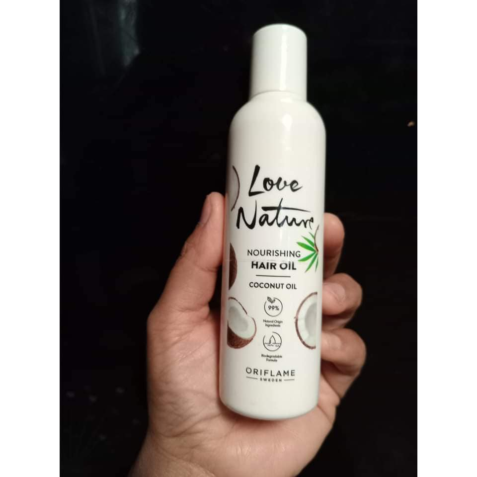 Minyak Kelapa Melembapkan rambut kering dan rusak serta membantu mencegah ketombe