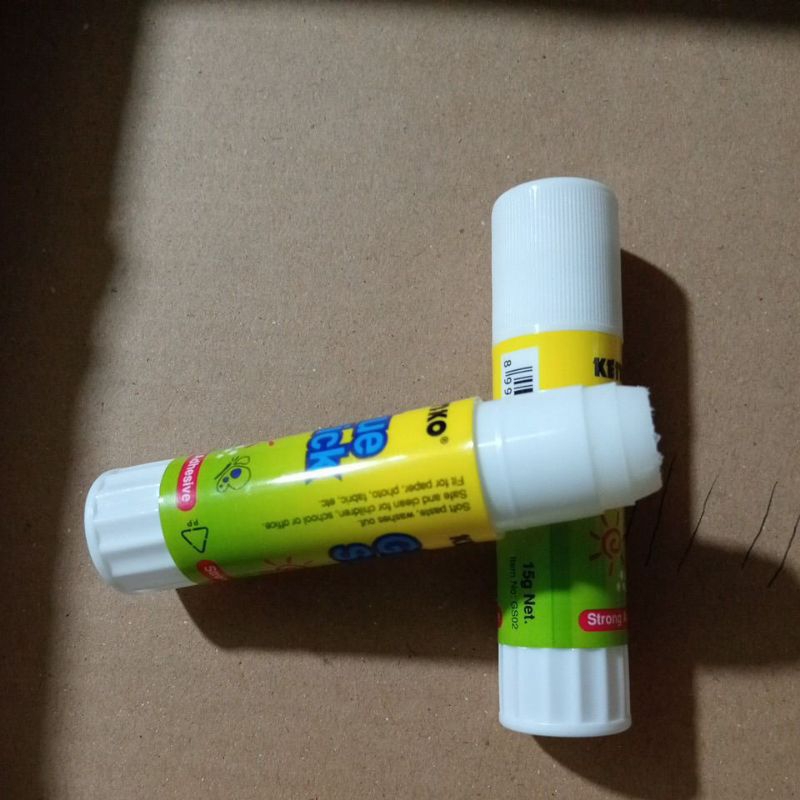 

GLUE STICK KENKO 15 gr