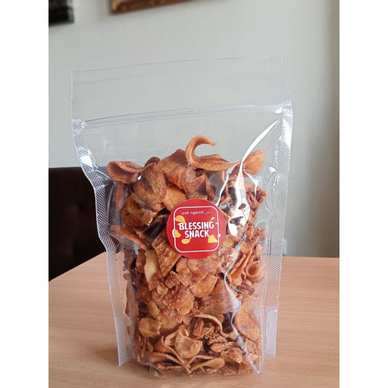 

CEMILAN KERIPIK PISANG KERING