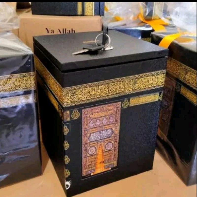 CELENGAN MINIATUR KA'BAH JUMBO + KUNCI