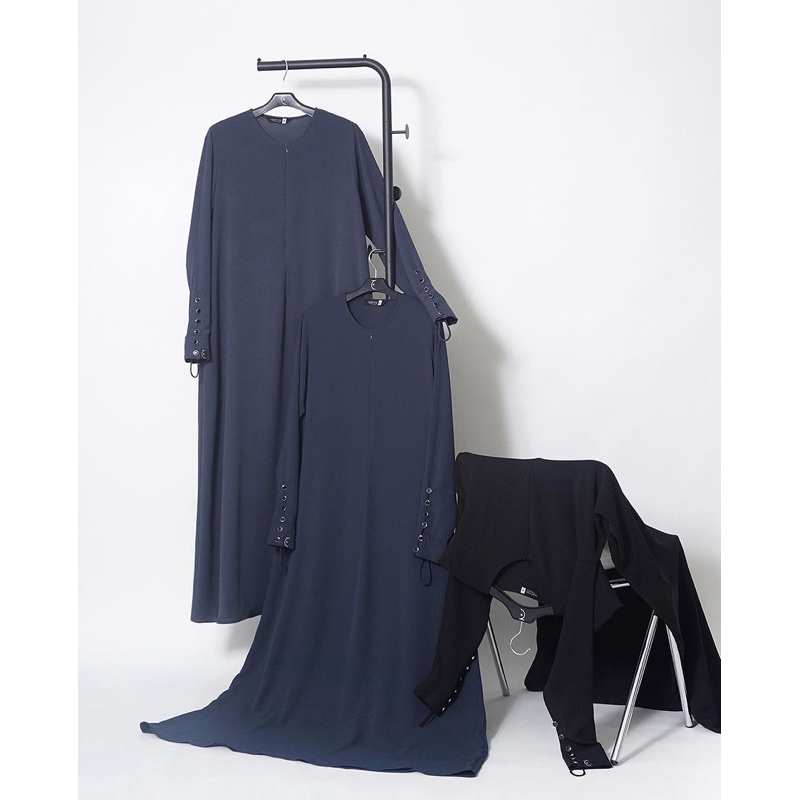 saila dress aljenna black