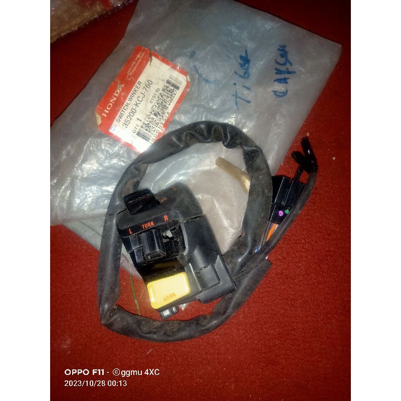 saklar kiri tiger 2000 tiger lawas tiger lama original ahm honda 35200-kcj-760 holder kiri tiger law