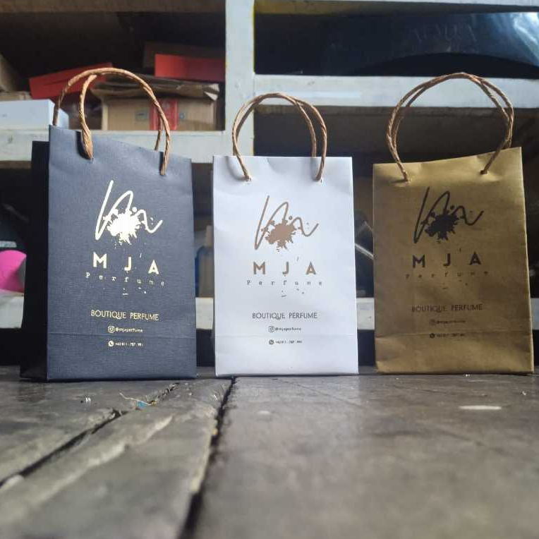 

Paper Bag Parfume Custom Nama Logo Brand 11x6x17 Premium Tebal Kuat; Tas Kemasan Sovenir; Shopping Bag Mewah; Tas Kado