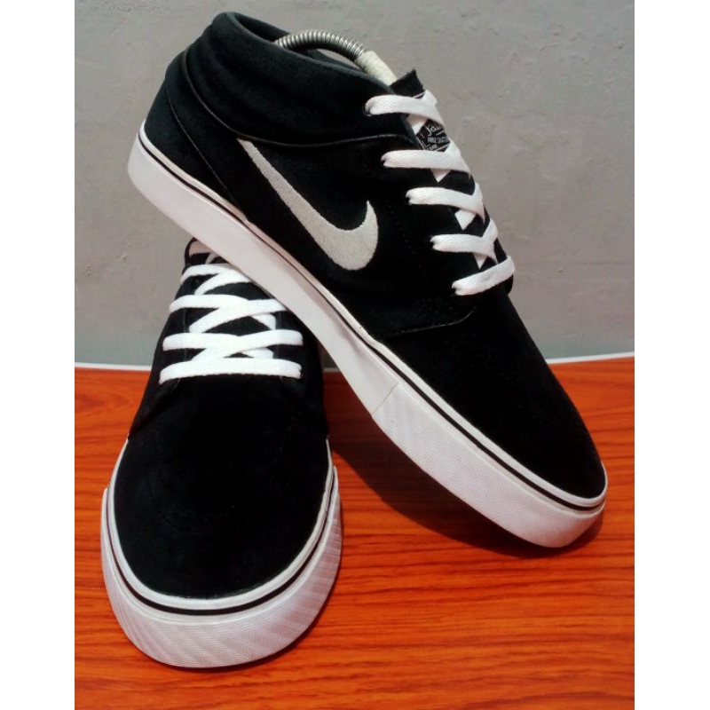 Sepatu Nike sb Stefan Janoski kulit Suede original vintage