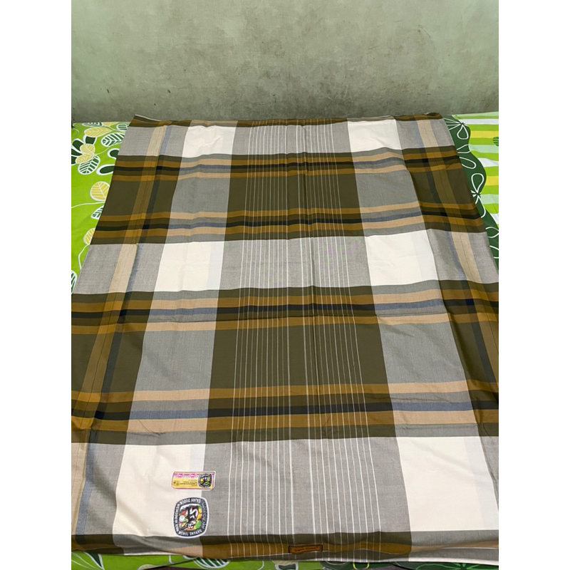 Sarung Gajah Duduk Jadul kotak Besar