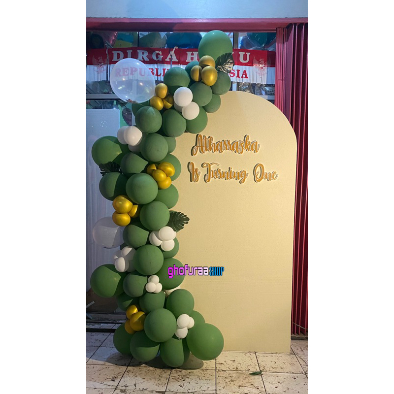 Dekorasi Backdrop Styrofoam Paket Dekorasi Backdrop Styrofoam Tulisan Nama dan Rangkaian Balon Latex