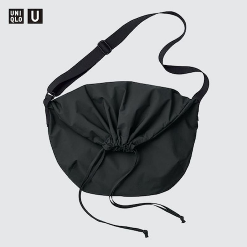 Uniqlo Drawstring Bag Tas Serut