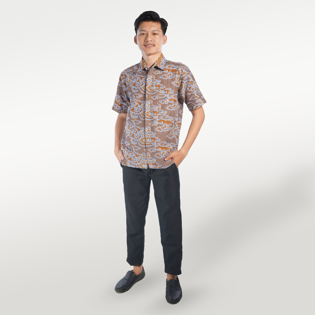 BATIK TRUSMI Kemeja Batik Pria Motif Mega Mendung Pastel Senja