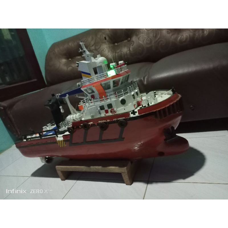 Kapal RC Tugboat