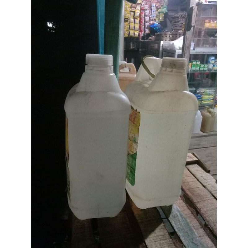 

Minyak Tanah Ukuran 5 Liter