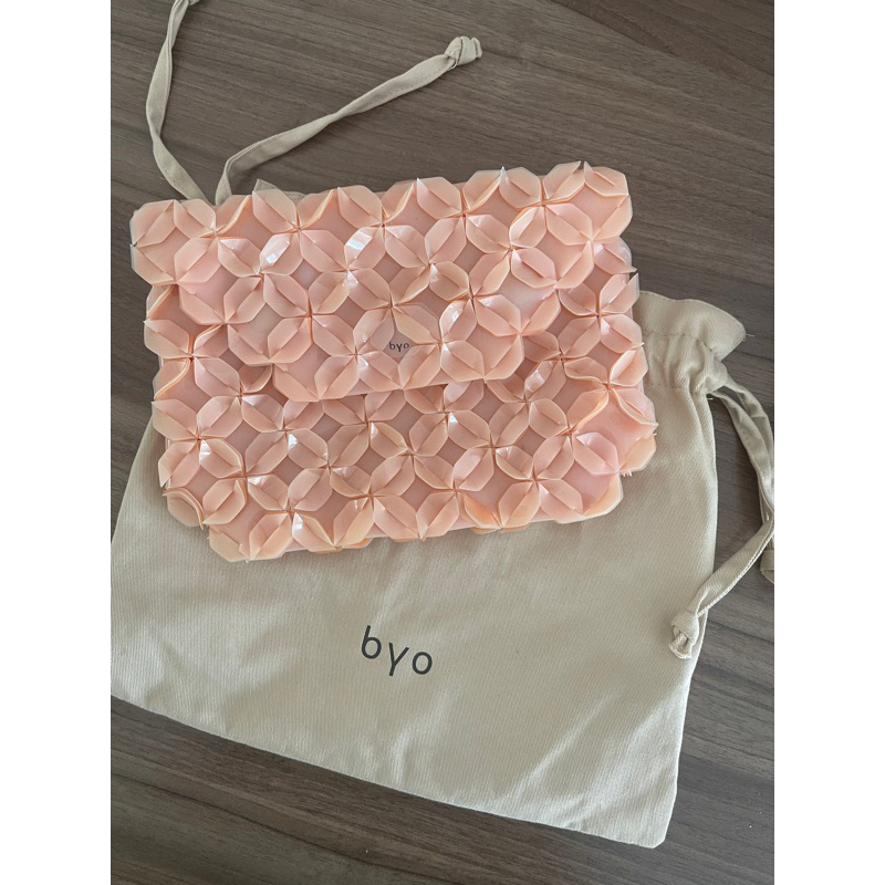 Preloved BYO clutch