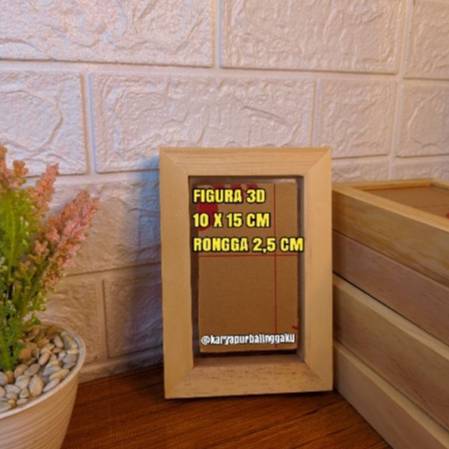 Bingkai Kayu 3D ukuran 4R & 5R  + kaca acrylic