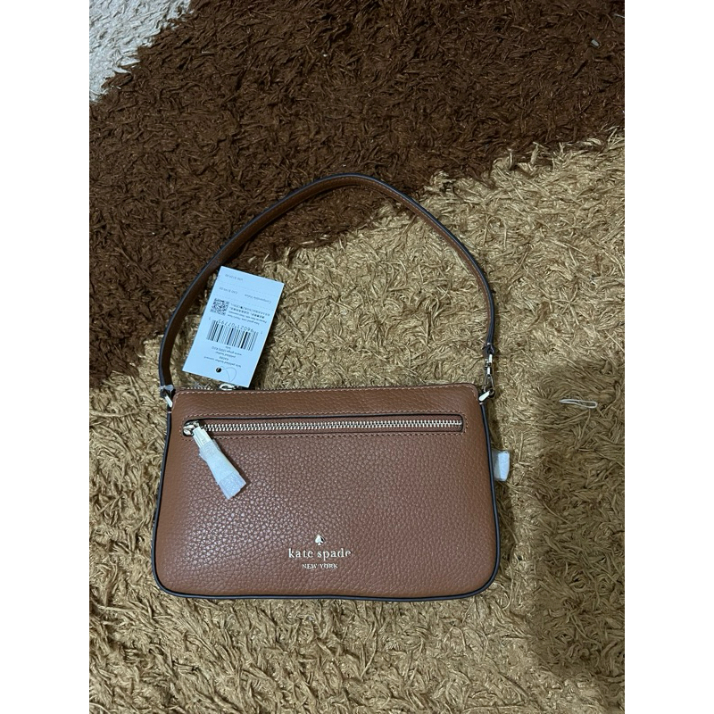 KS LEILA WRISLET BROWN