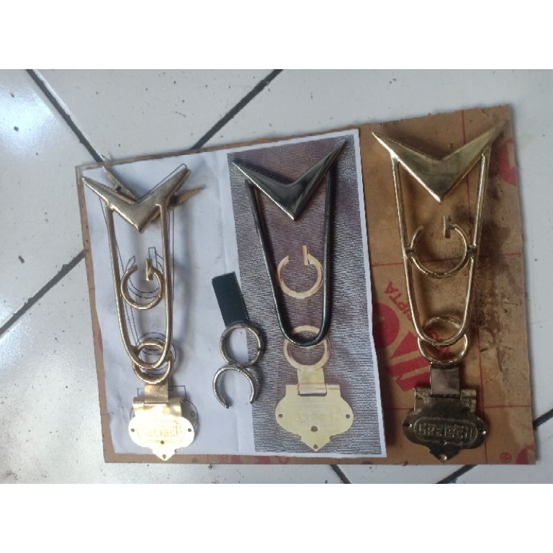 tailpiece tremolo bridge gitar gretsch rickenbacker