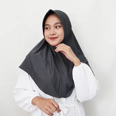 BERGO HAMIDAH (ORI)/BERGO HAMIDAH M/HIJAB SPORT MENUTUP DADA/HIJAB INSTAN Hamidah Hitam