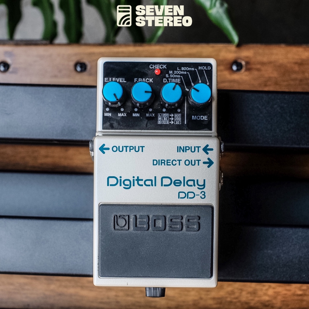 Boss DD3 DD-3 Digital Delay Effect Pedal