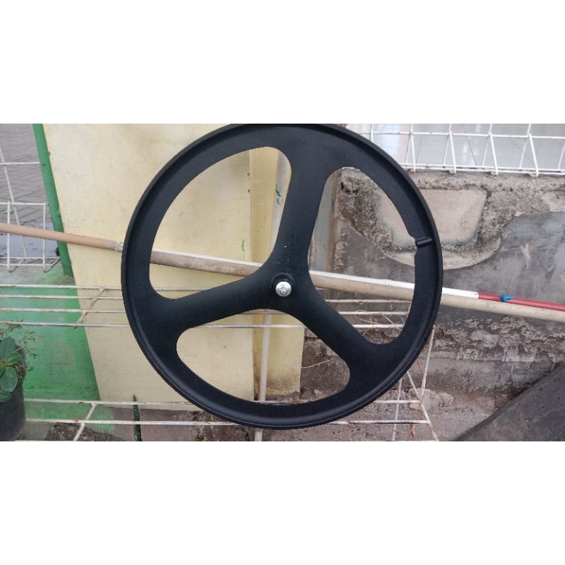 Wheelset trispoke navigate