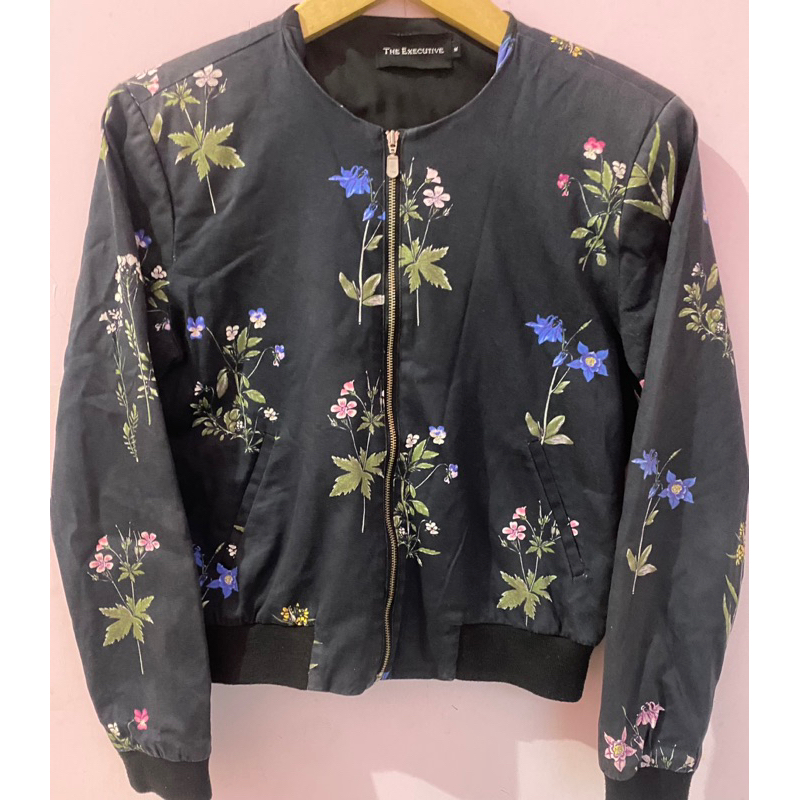 THE EXECUTIVE JACKET BUNGA BOMBER CROP LD 94 Pnjg 48