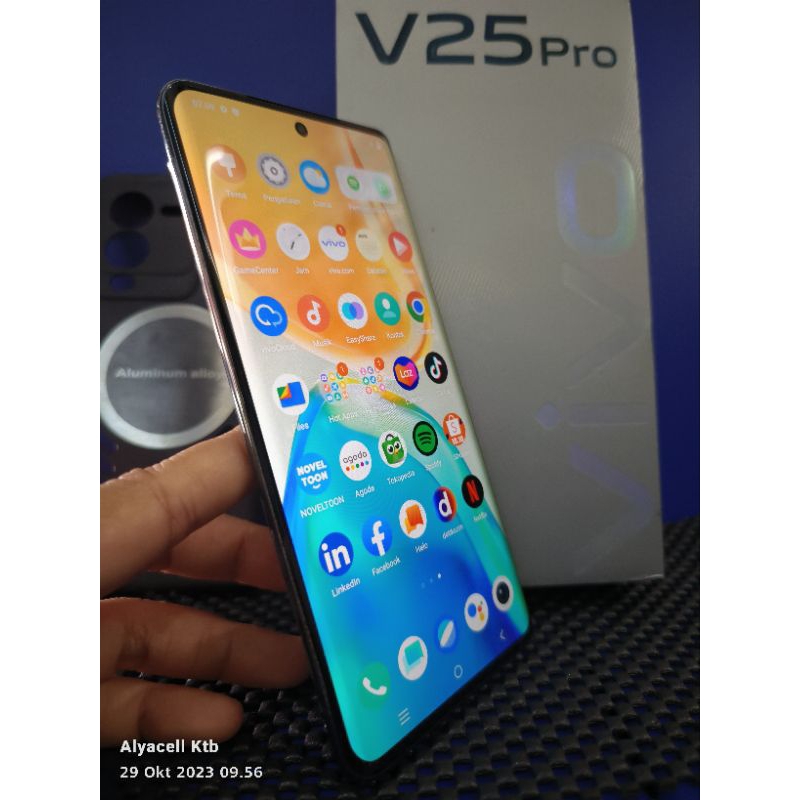 Vivo V25pro 5G second Garansi Resmi Vivo