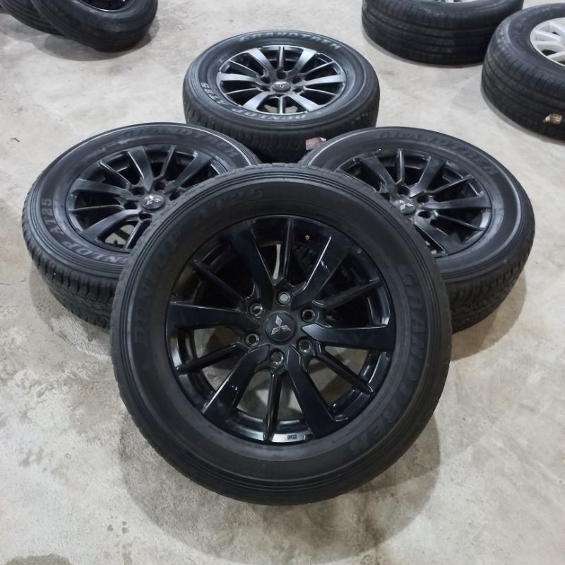 VELG SECOND | STANDAR PAJERO SPORT R18 BAUT 6X139.7 + BAN 265/60 R18 DUNLOP